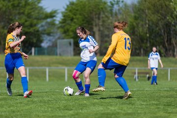 Bild 261 - B-Juniorinnen Bramstedter TS - SSV Hennstedt : Ergebnis: 3:7